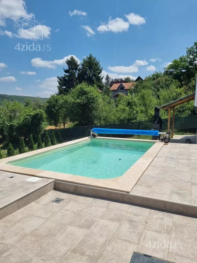 Kuća | 4zida