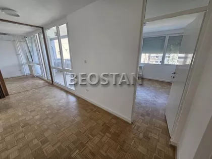 Milentija Popovića | 4zida.rs