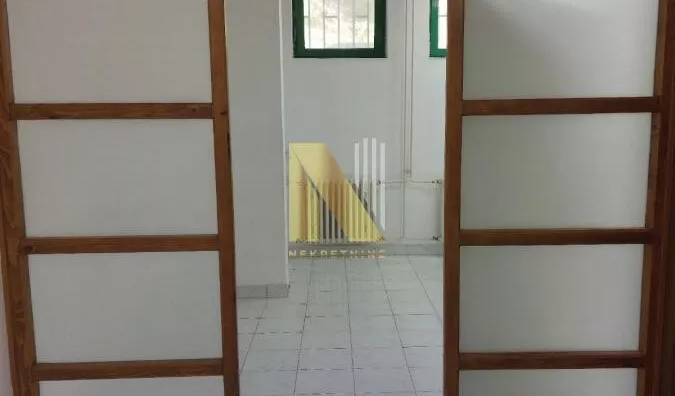 Lokal | 4zida