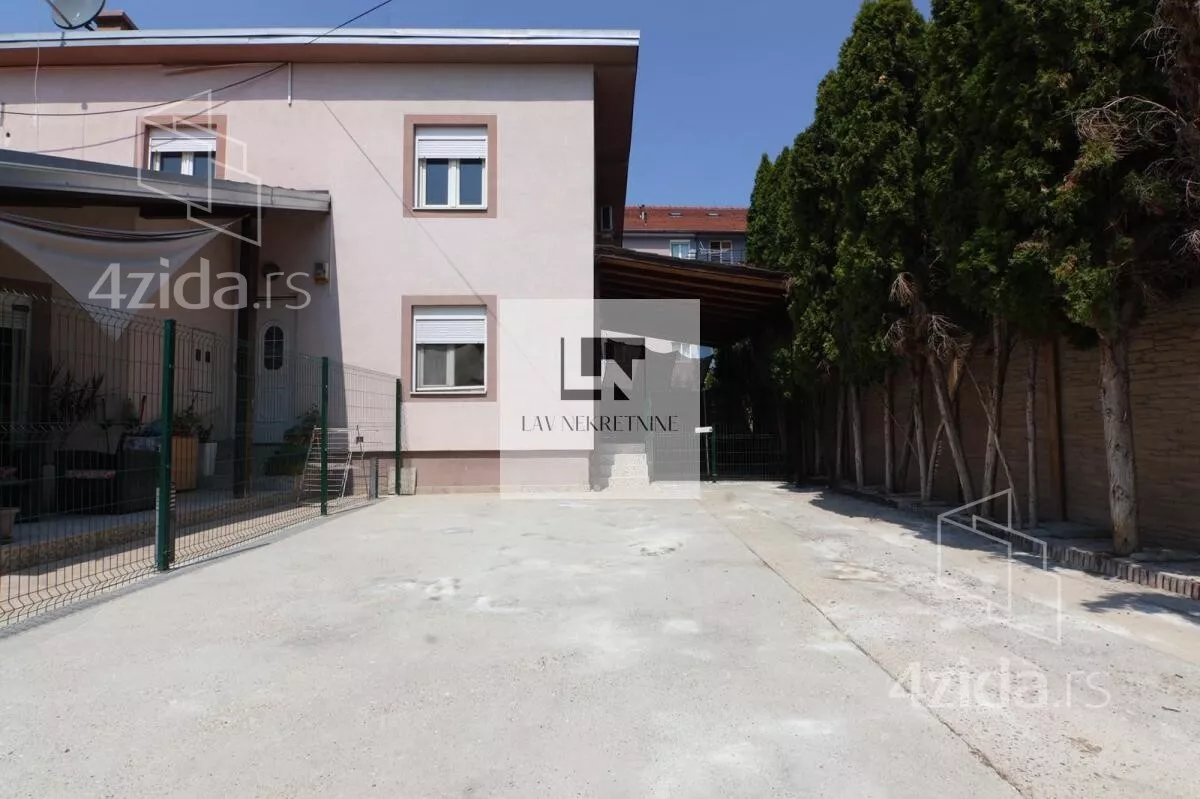 Kuća | 4zida