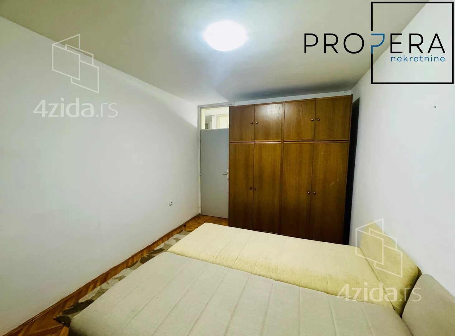 Četvoroiposoban stan | 4zida