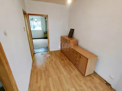 Petlovo Brdo | 4zida.rs