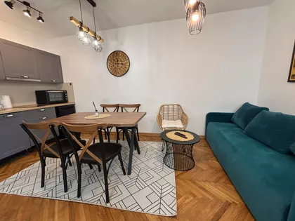 Železnička 33 | 4zida.rs