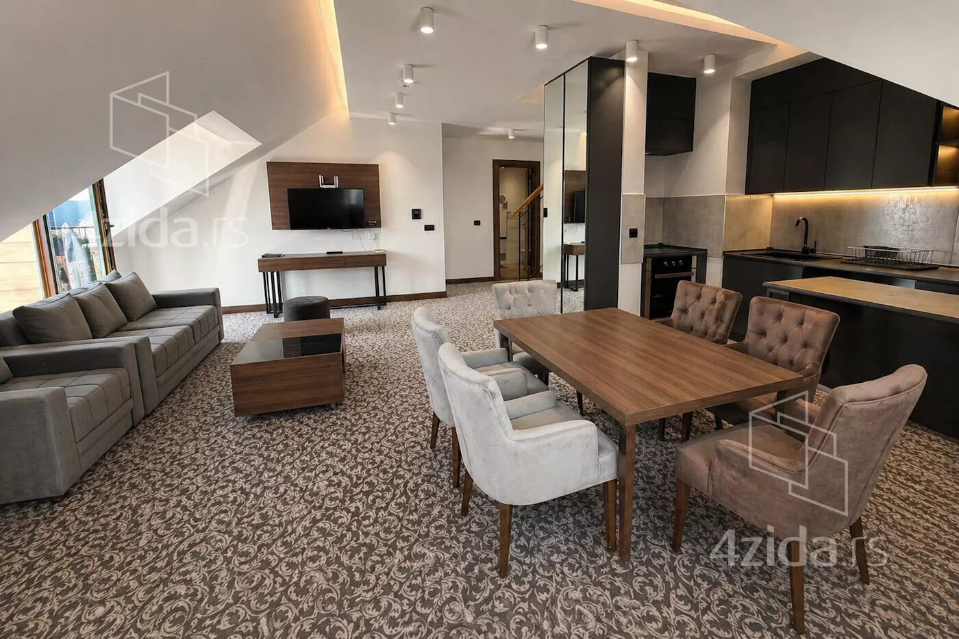 Trosoban stan | 4zida