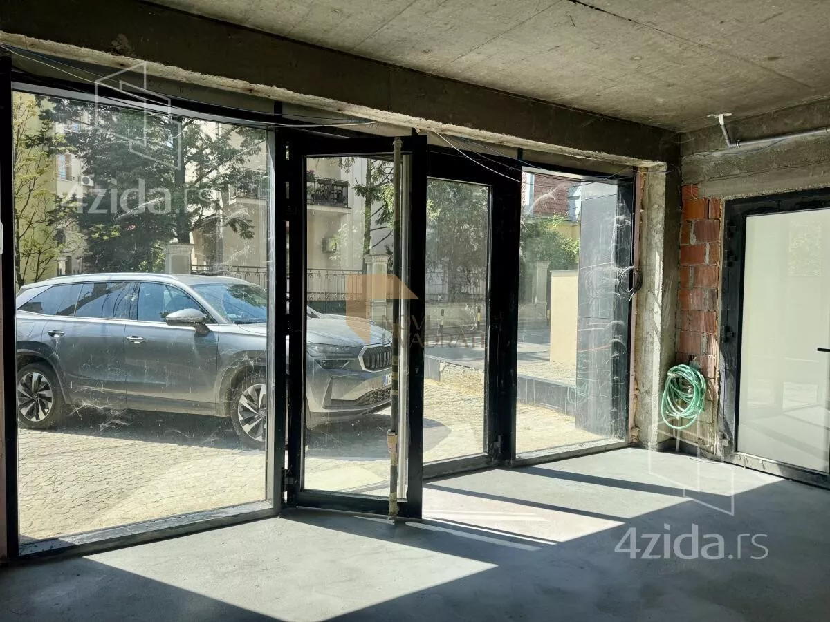 Poslovni prostor | 4zida