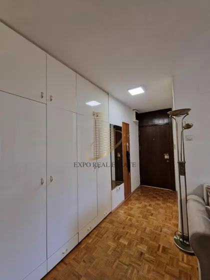 BULEVAR SLOBODANA JOVANOVIĆA | 4zida.rs
