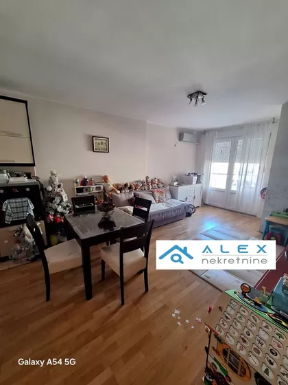 Braće Ribnikar | 4zida.rs