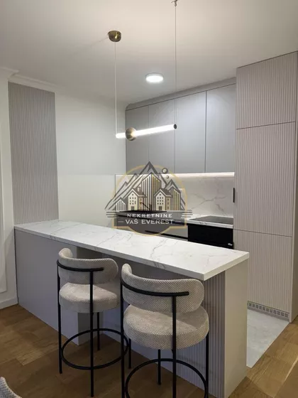 Južni Bulevar | 4zida.rs