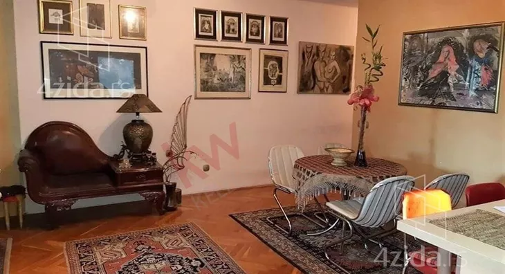 Petosoban stan | 4zida