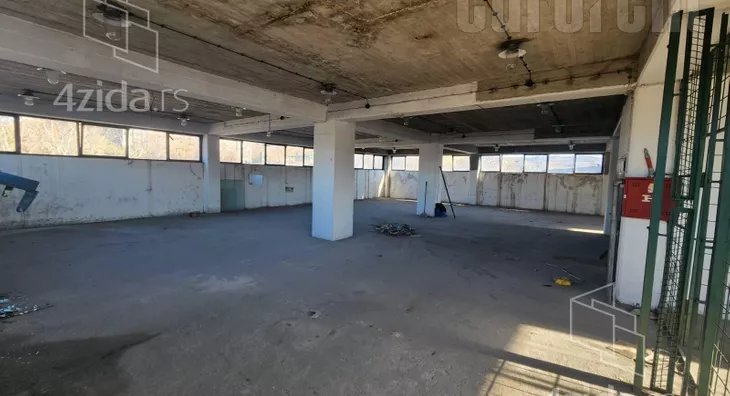 Poslovni prostor | 4zida