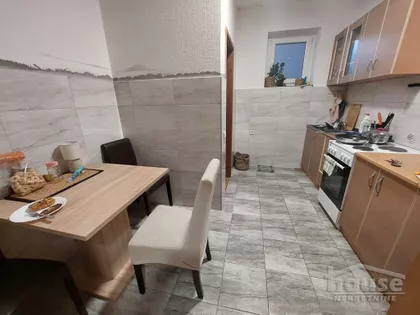 Sremska Kamenica | 4zida.rs