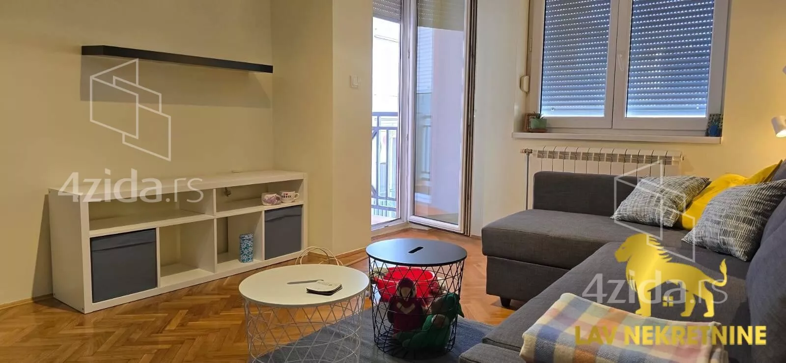 Jednoiposoban stan | 4zida