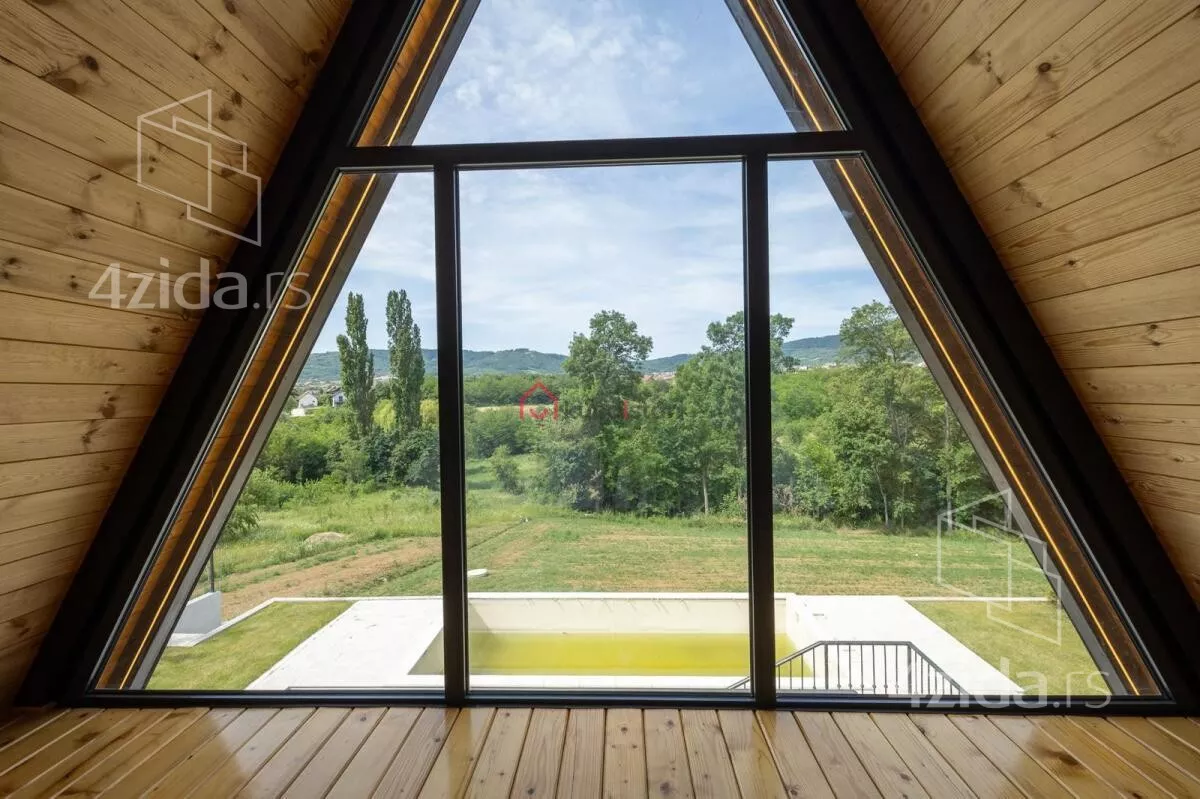 Kuća | 4zida
