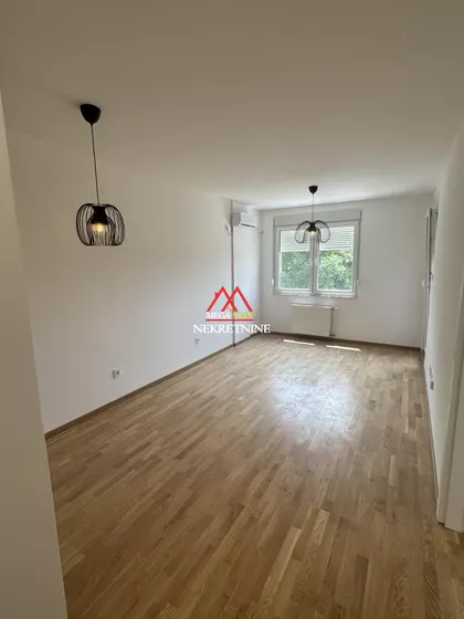 Gorana Jojića | 4zida.rs