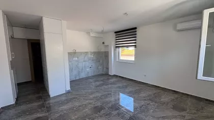 Lesnina | 4zida.rs