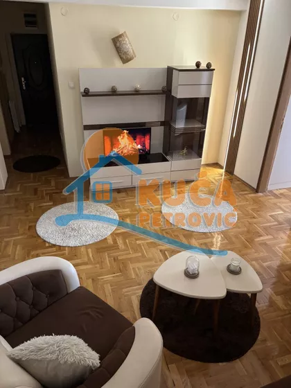 Generala Tranijea | 4zida.rs