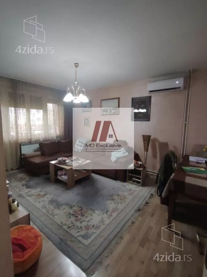 Petosoban stan | 4zida