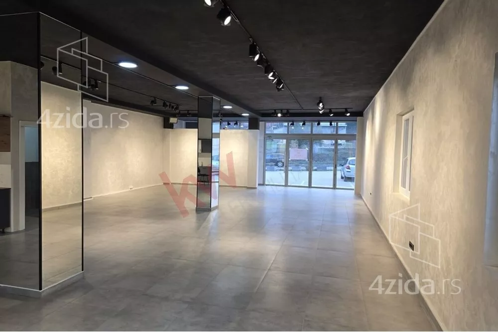Poslovni prostor | 4zida