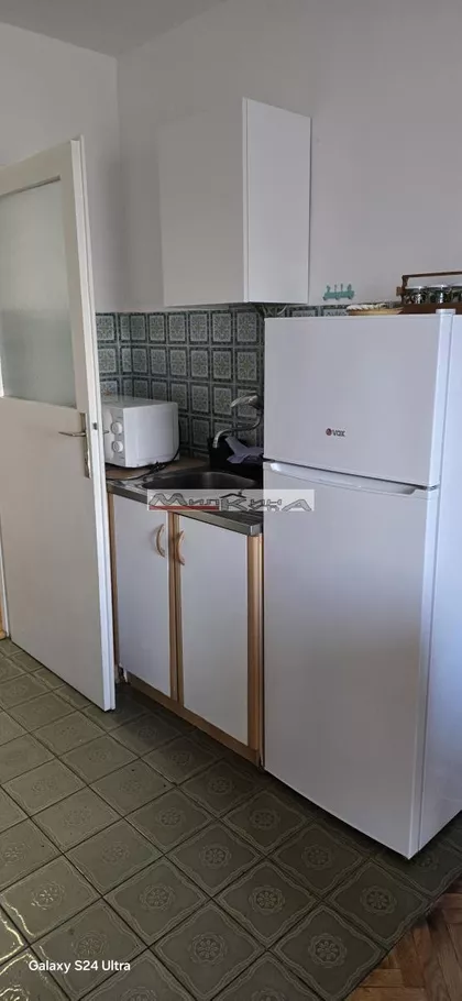 Kalenić pijaca | 4zida.rs