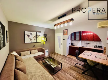 Orlovića Pavla | 4zida.rs