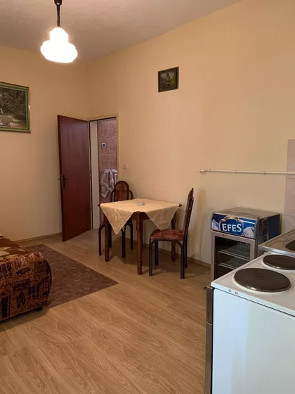 Zastavnika Lazarevića 3 | 4zida.rs