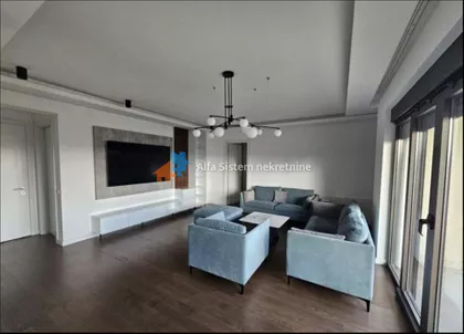 Crveni Krst Vračar | 4zida.rs