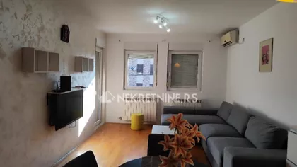 Ugrinovački put | 4zida.rs