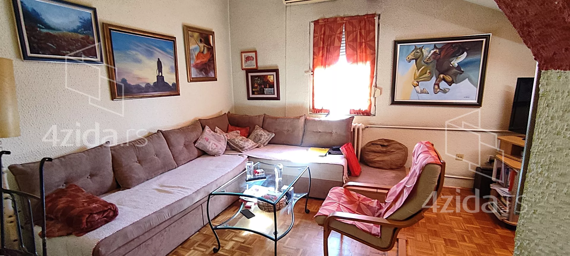 Jednoiposoban stan | 4zida