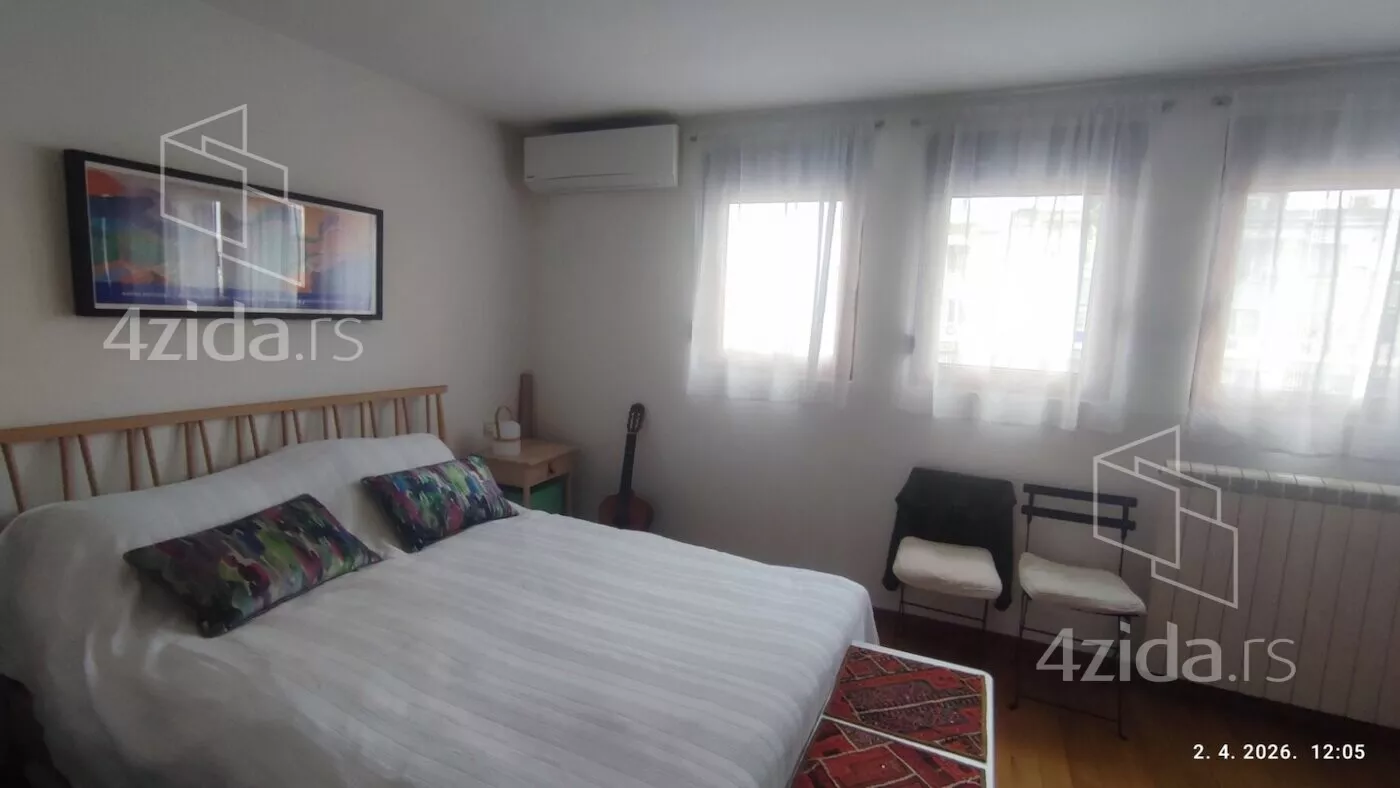 Četvoroiposoban stan | 4zida