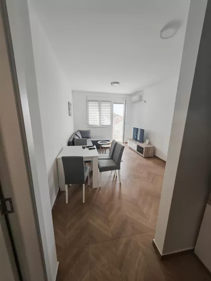 Gradske lokacije | 4zida.rs