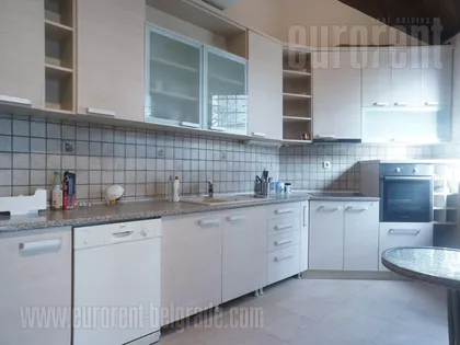 DIPLOMATSKA KOLONIJA | 4zida.rs