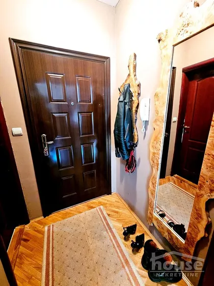 Cara Dušana | 4zida.rs