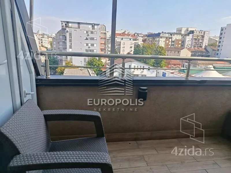 Petosoban stan | 4zida