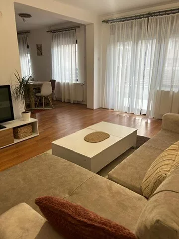 Zlatiborska | 4zida.rs