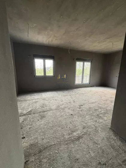 Novi Banovci | 4zida.rs