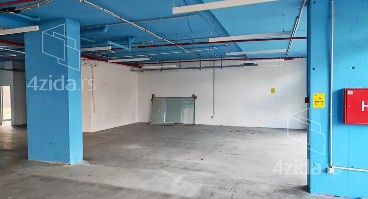 Poslovni prostor | 4zida