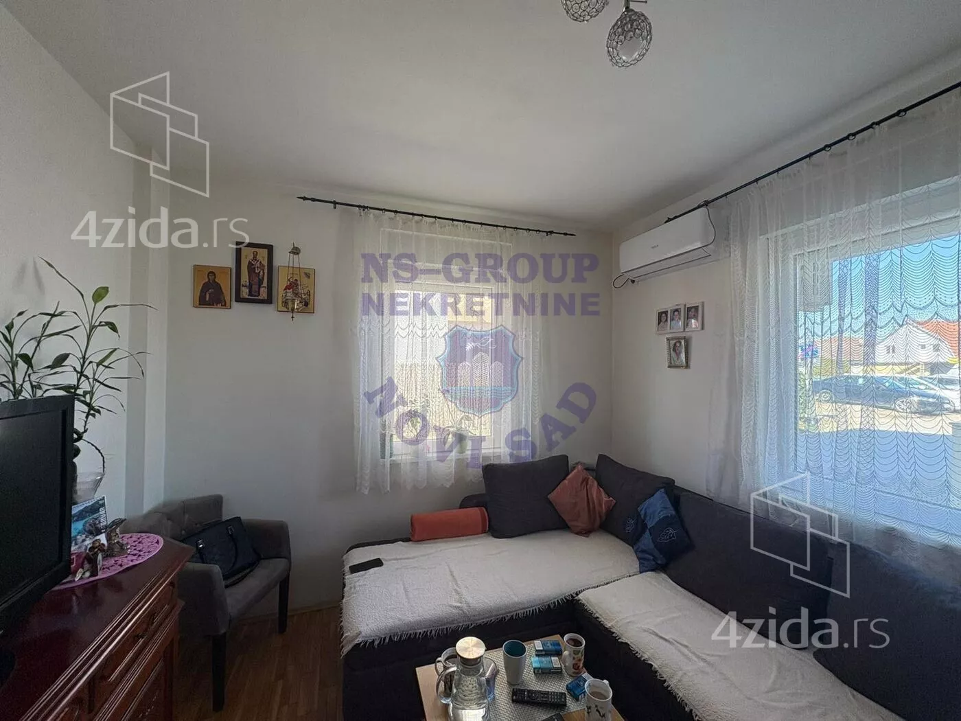 Troiposoban stan | 4zida