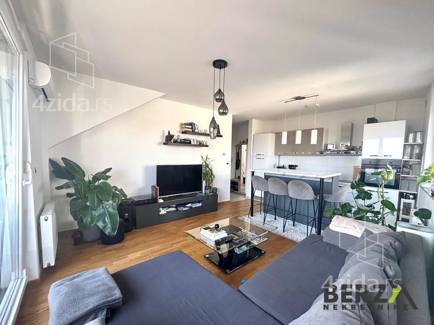 Trosoban stan | 4zida