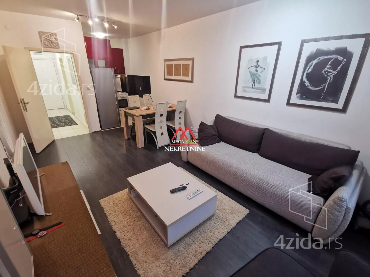 Jednoiposoban stan | 4zida