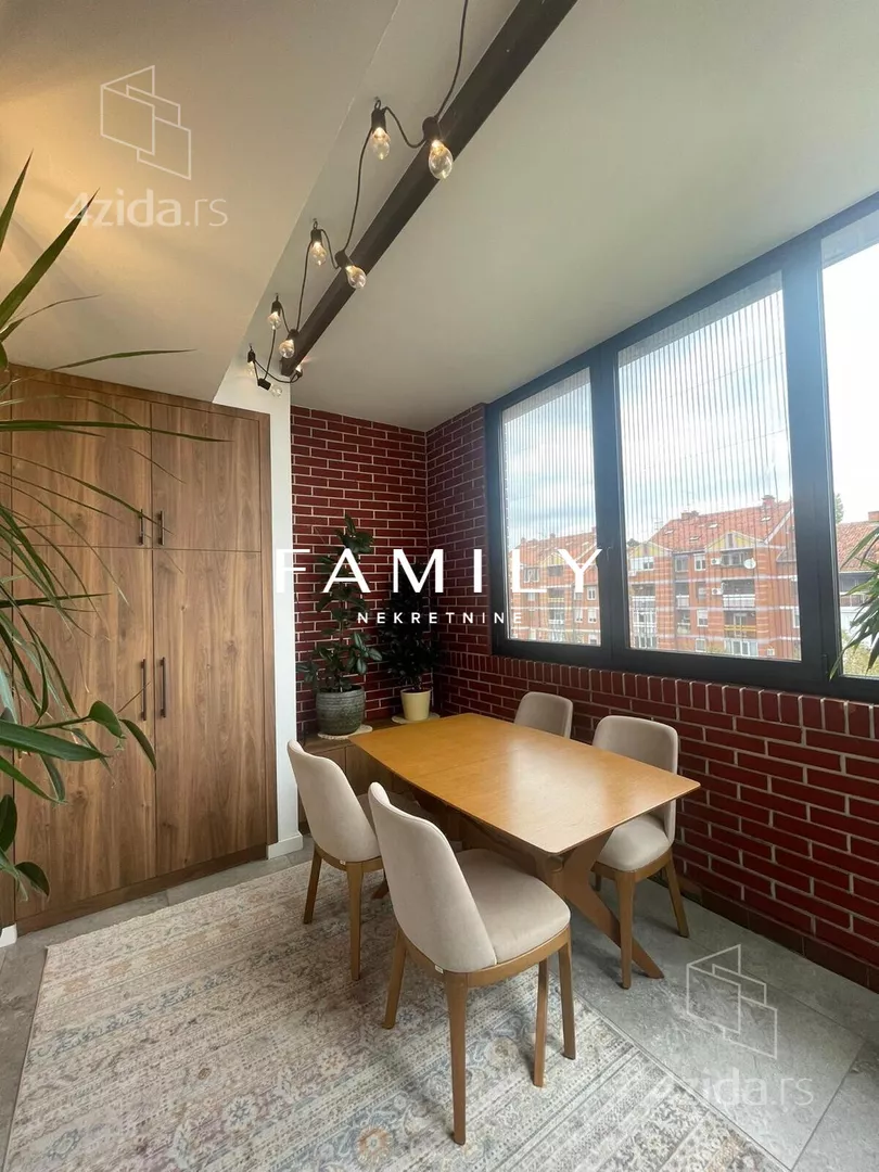 Troiposoban stan | 4zida