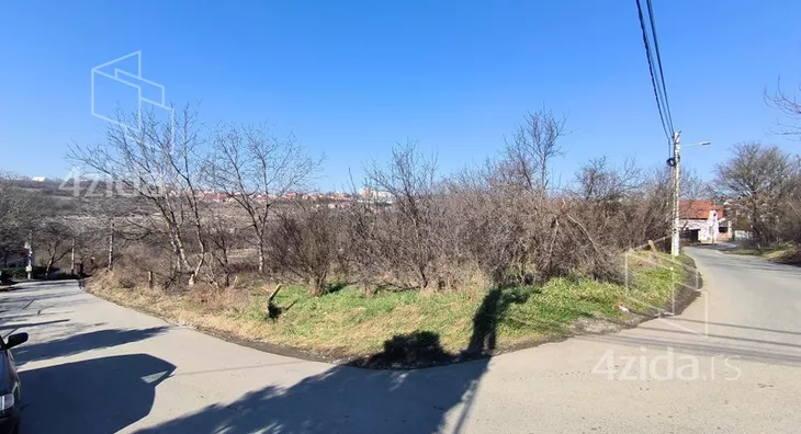 Plac | 4zida