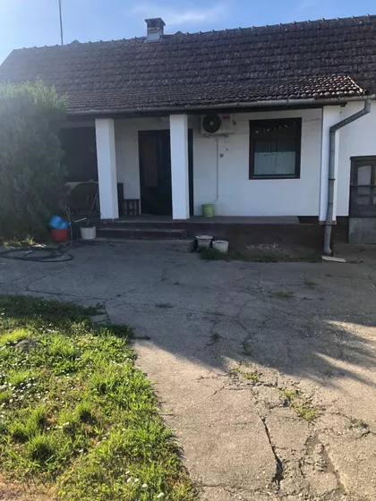 Mali Bajmok | 4zida.rs