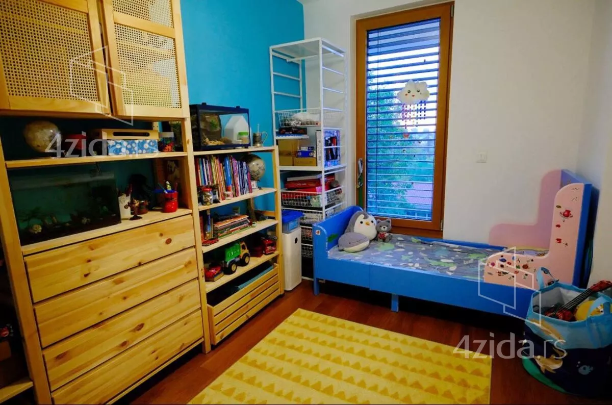 трёхкомнатная квартира в аренду, Лекино Брдо, 1.280€, 73m² — фото