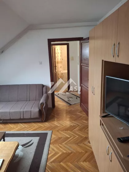 Šumadijska | 4zida.rs