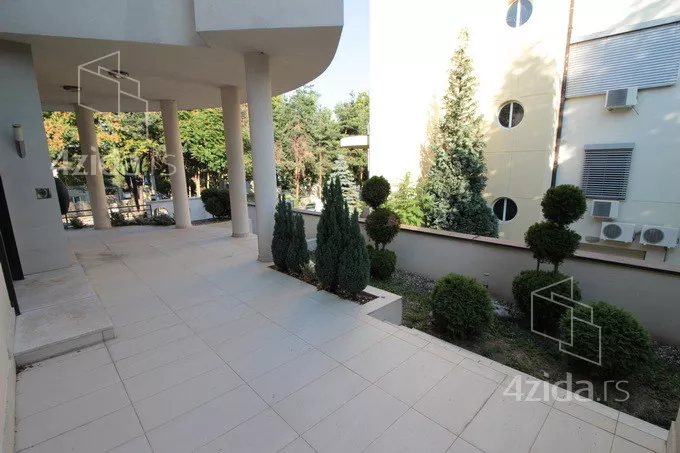 4-etažna kuća | 4zida