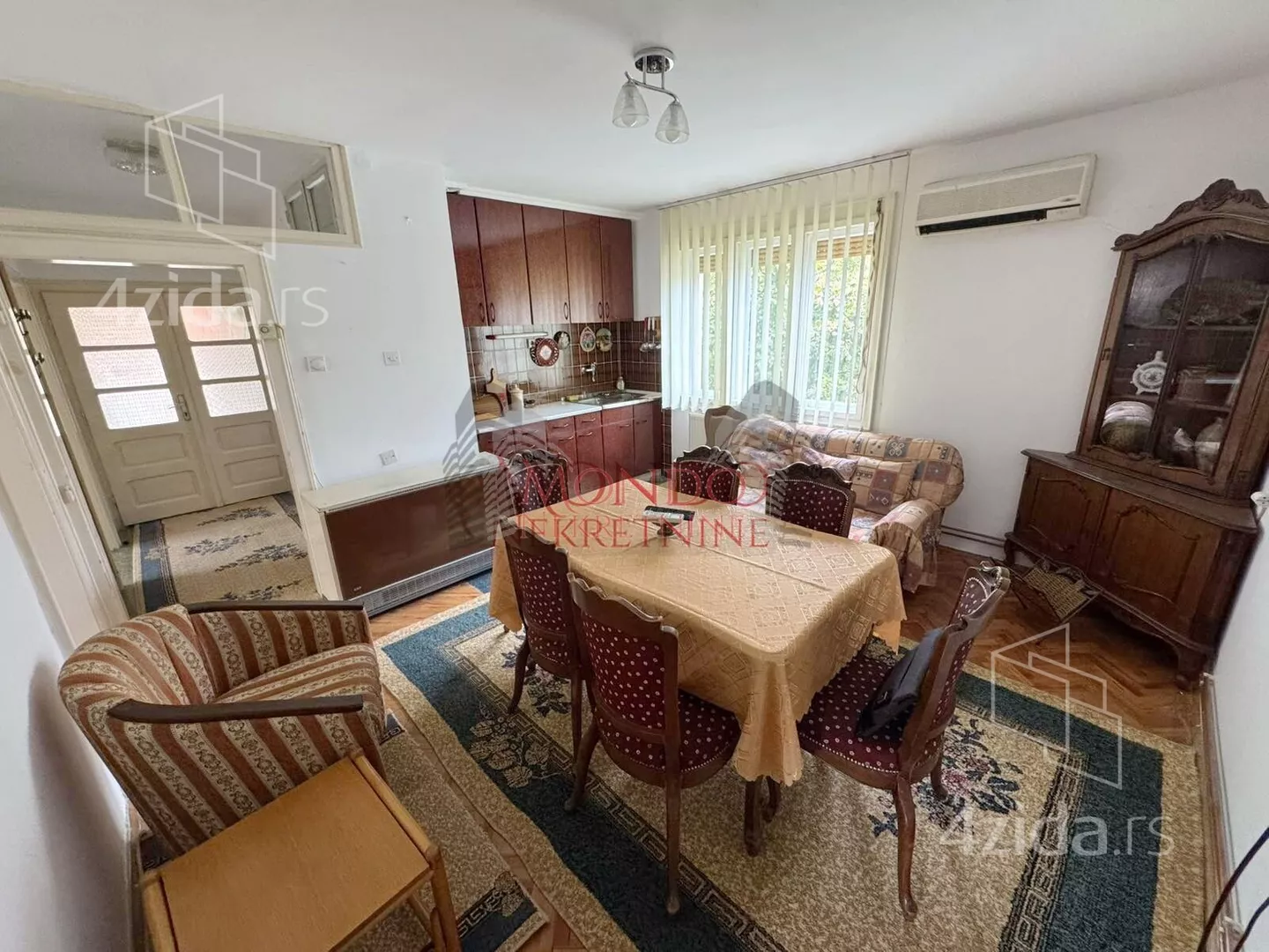 Dvoiposoban stan | 4zida