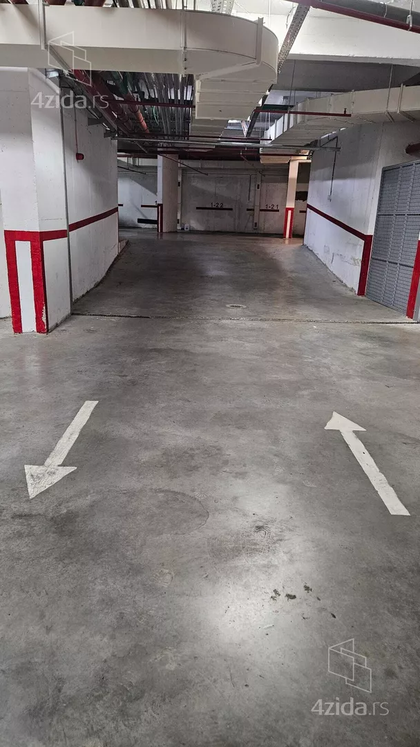 Garaža | 4zida