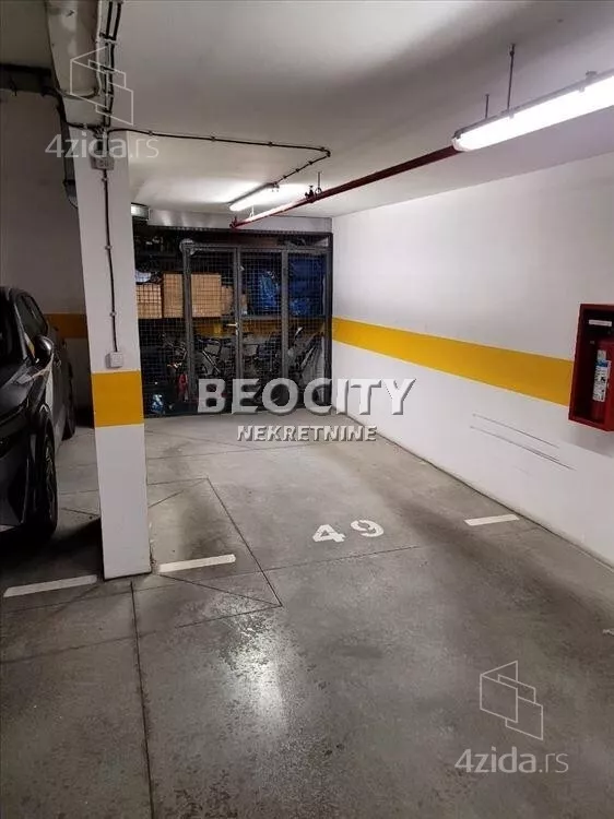 Garaža/Parking | 4zida