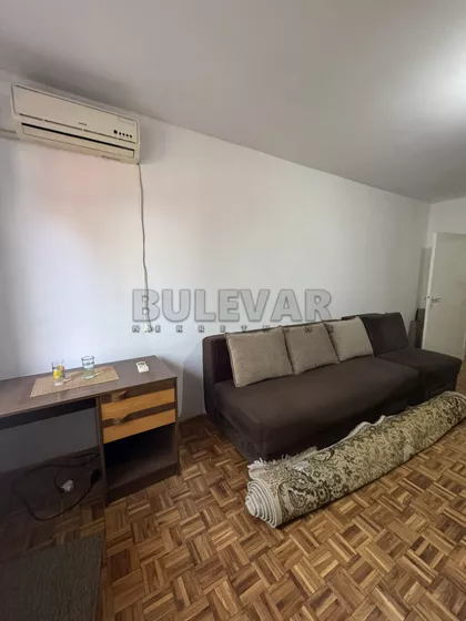 Triglavska | 4zida.rs