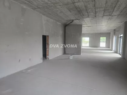 Stari Banovci | 4zida.rs